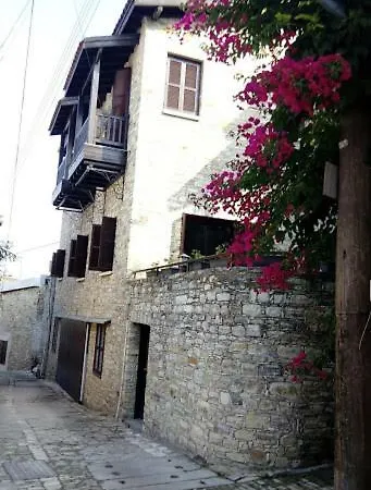 The Alley Holiday House בית נופש *