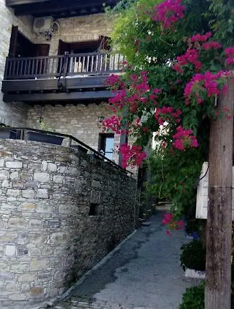 The Alley Holiday House *