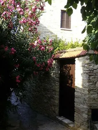 The Alley Holiday House * Pano Lefkara